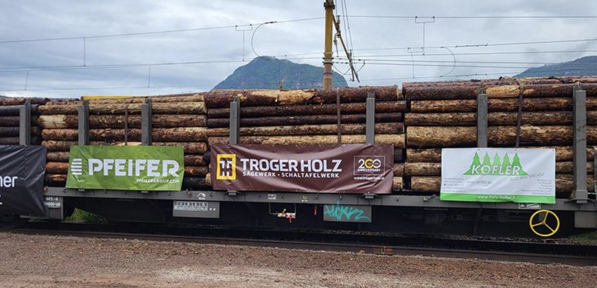 Neue Holztransporte von Bozen nach Österreich Rail Cargo